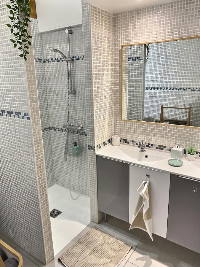 شقة Un Cocon Pour 2 Ou 4 - Merignac -Jacuzzi - Netflix - Tram A المظهر الخارجي الصورة